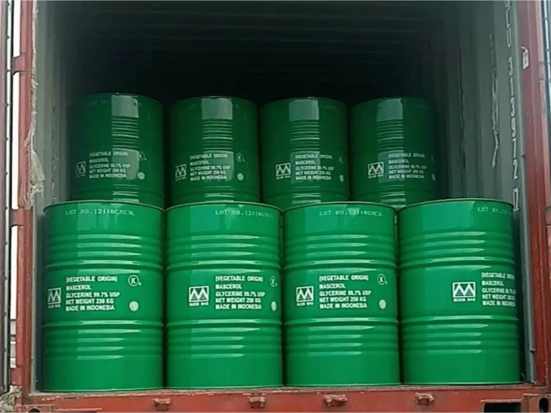 Musim Mas glycerin drums in container